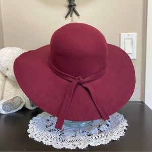 Wine red felt sun hat NWOT